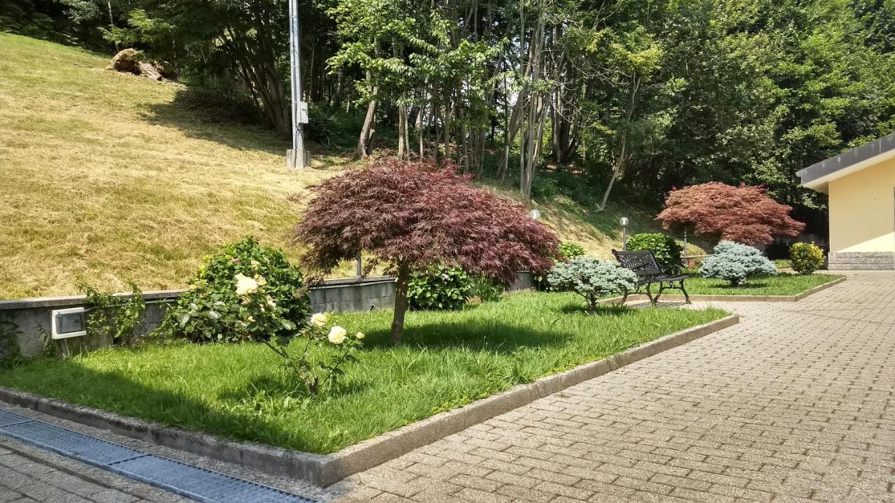 Appartamento La Casa Nel Bosco Rueglio ภายนอก รูปภาพ