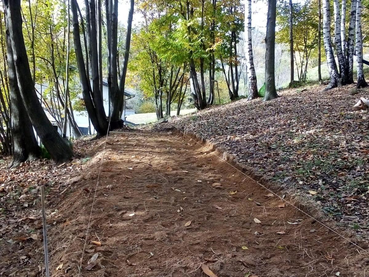 Appartamento La Casa Nel Bosco Rueglio ภายนอก รูปภาพ