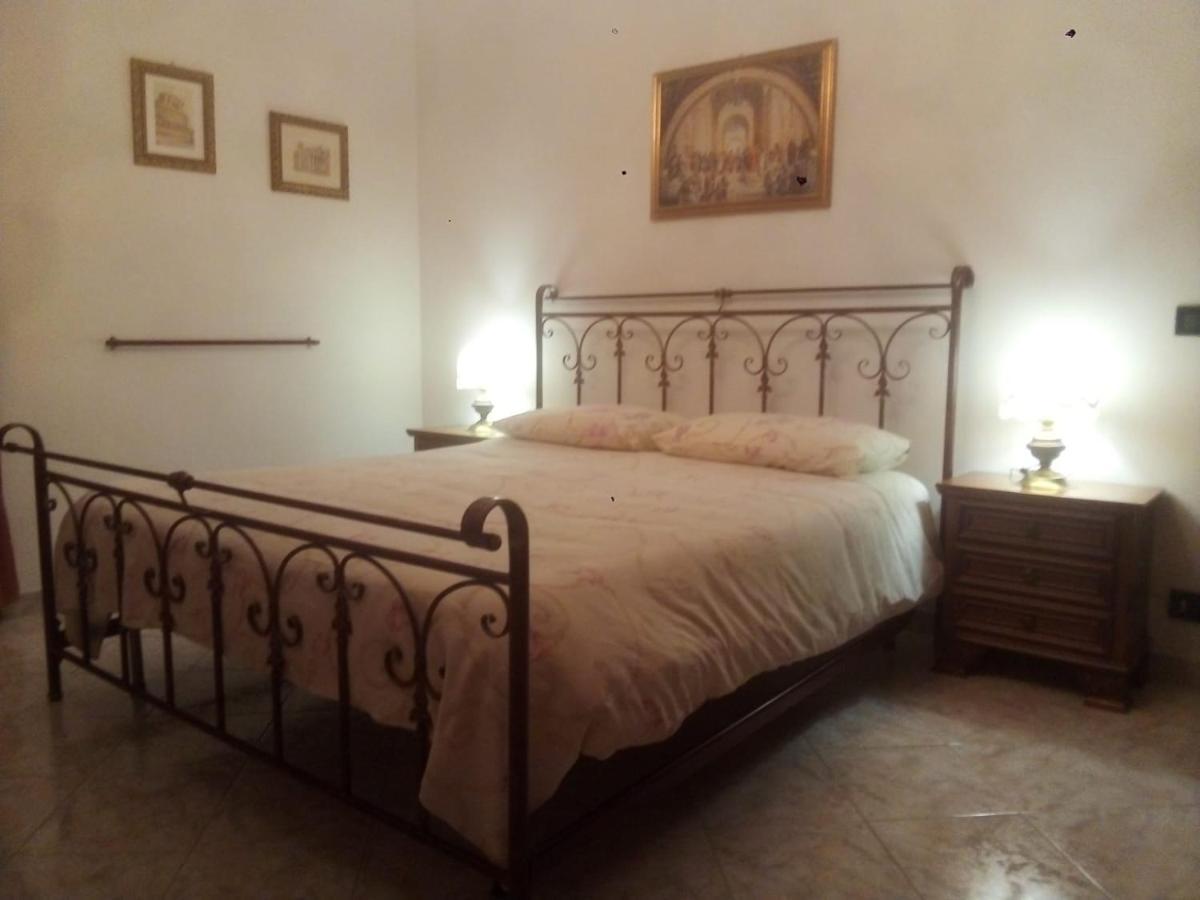 Appartamento La Casa Nel Bosco Rueglio ภายนอก รูปภาพ